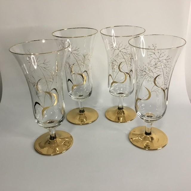 Wine Glasses, Floral & Gold footed Retro, lot 4, Pedestal Wedding Christmas Glasses