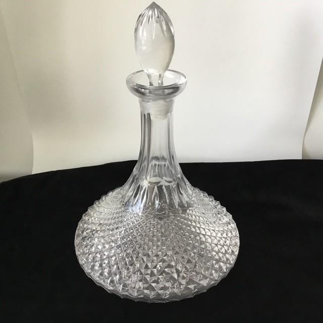 Vintage Sailor Boat Decanter, Flat Bottom Nautical Barware, 27cm Tall