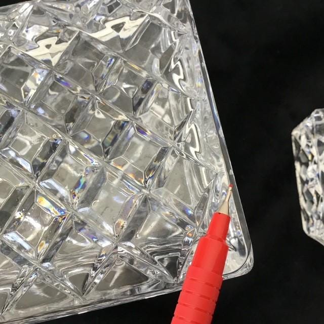 Vintage Crystal Decanter 25.5 cm, Diamond Cut Star Pattern Glass Bottle, Barware Décor, Clear Glass Decanter
