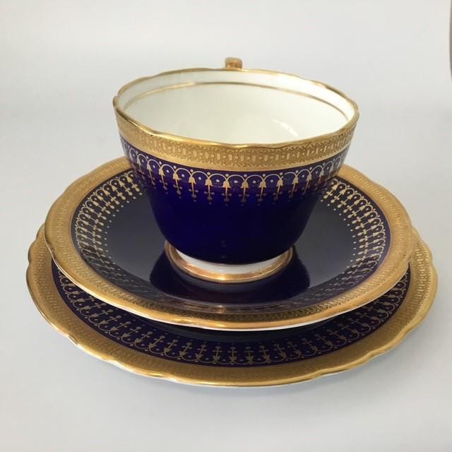 Aynsley tea cup saucer & plate trio set, Vintage Hertford, pattern B3835