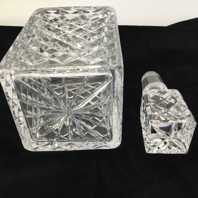 Vintage Crystal Decanter 25.5 cm, Diamond Cut Star Pattern Glass Bottle, Barware Décor, Clear Glass Decanter