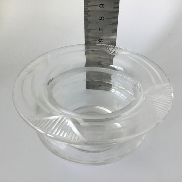 Stuart Crystal ash tray, small with art deco style, Stuart etching is on the edge