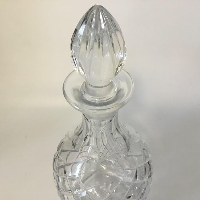 Vintage Cut Crystal Decanter with Diamond Cut Pattern Star on base, 29cm tall