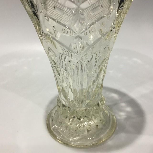 Art Deco Vintage Vase, Pressed Clear Glass, Heavy 15.5cm