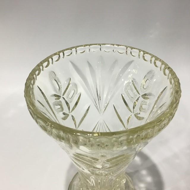 Art Deco Vintage Vase, Pressed Clear Glass, Heavy 15.5cm