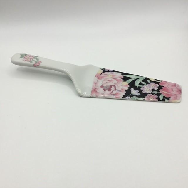 Ornate Floral Ceramic Porcelain Cake or Pie Server, Made in Japan, Verdi