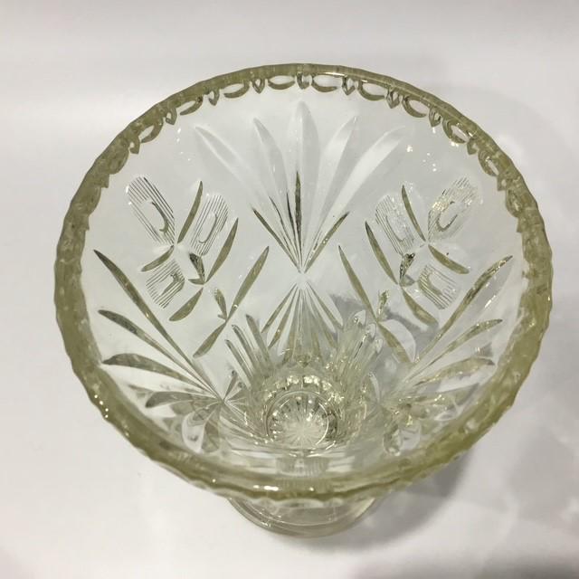 Art Deco Vintage Vase, Pressed Clear Glass, Heavy 15.5cm