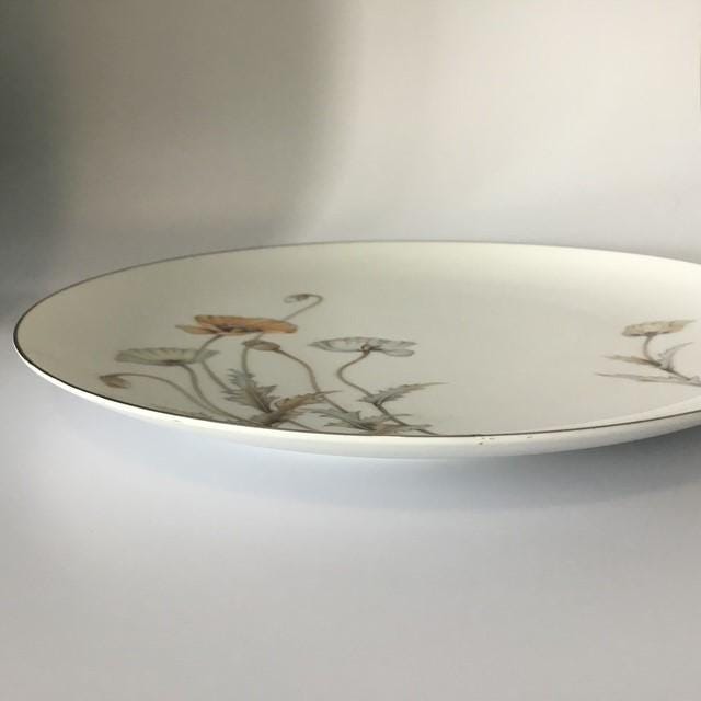 Yamaka Large Plate with Orange and White Poppies, 27cm wide with silver edging and curved side