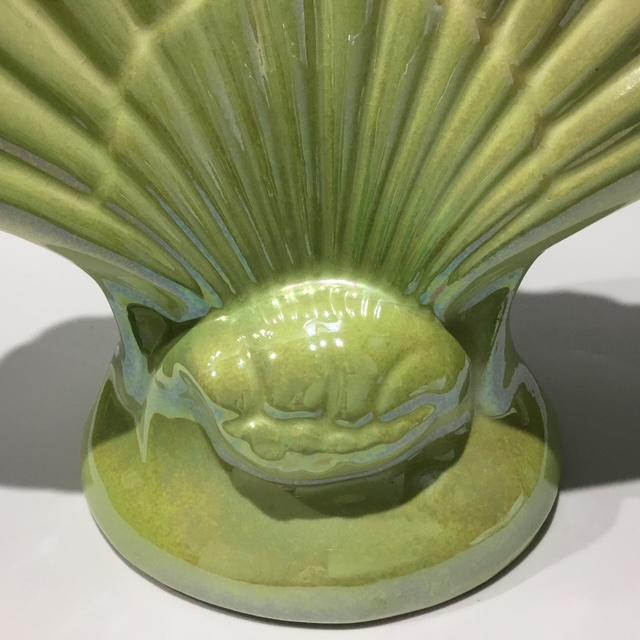 Lustreware Australian pottery shell fan, scallop shape, pattern 811, 21cm high