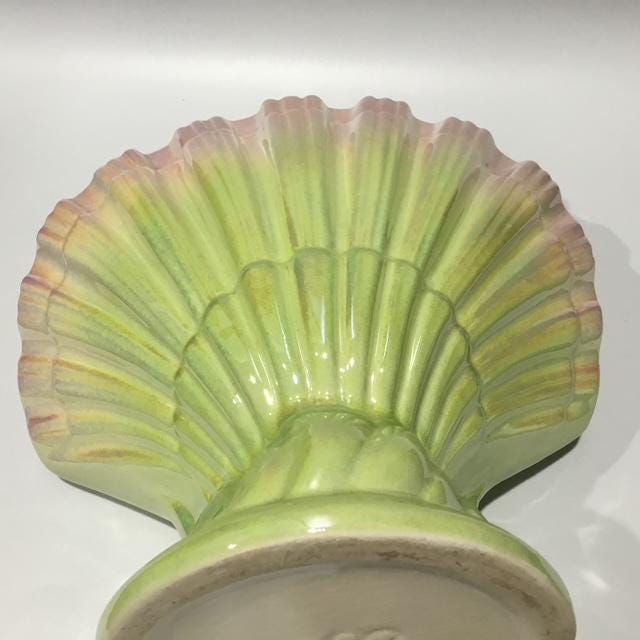 Lustreware Australian pottery shell fan, scallop shape, pattern 811, 21cm high