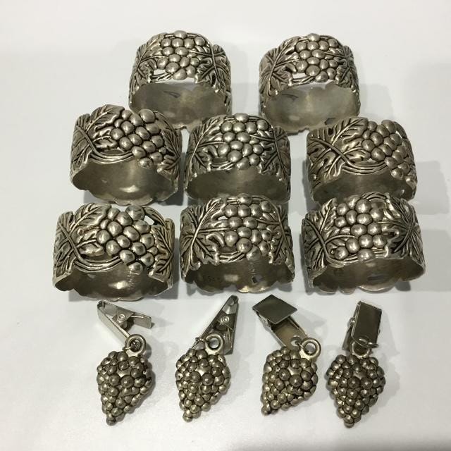 Vintage Godinger Silver Plated Grape Napkin Rings Set of 8 with 4 Tablecloth Weights, 1980s Tableware