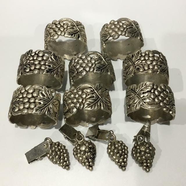 Vintage Godinger Silver Plated Grape Napkin Rings Set of 8 with 4 Tablecloth Weights, 1980s Tableware